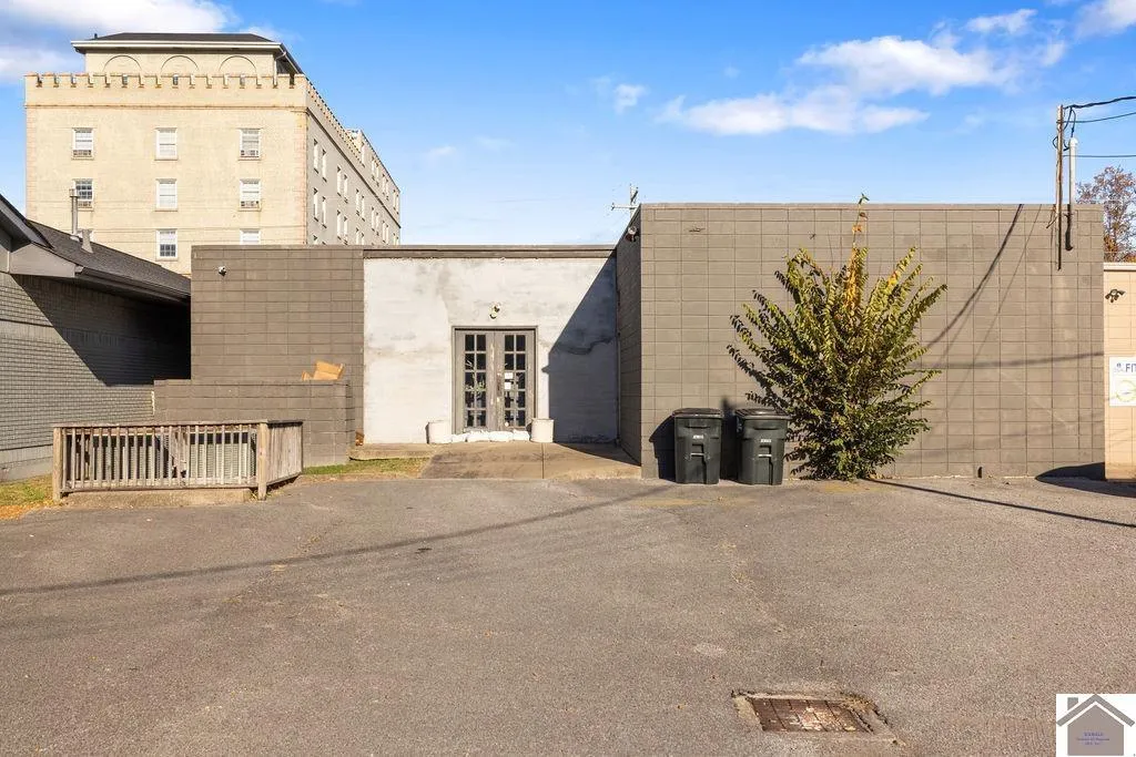 2200 Broadway Street Paducah KY 42001