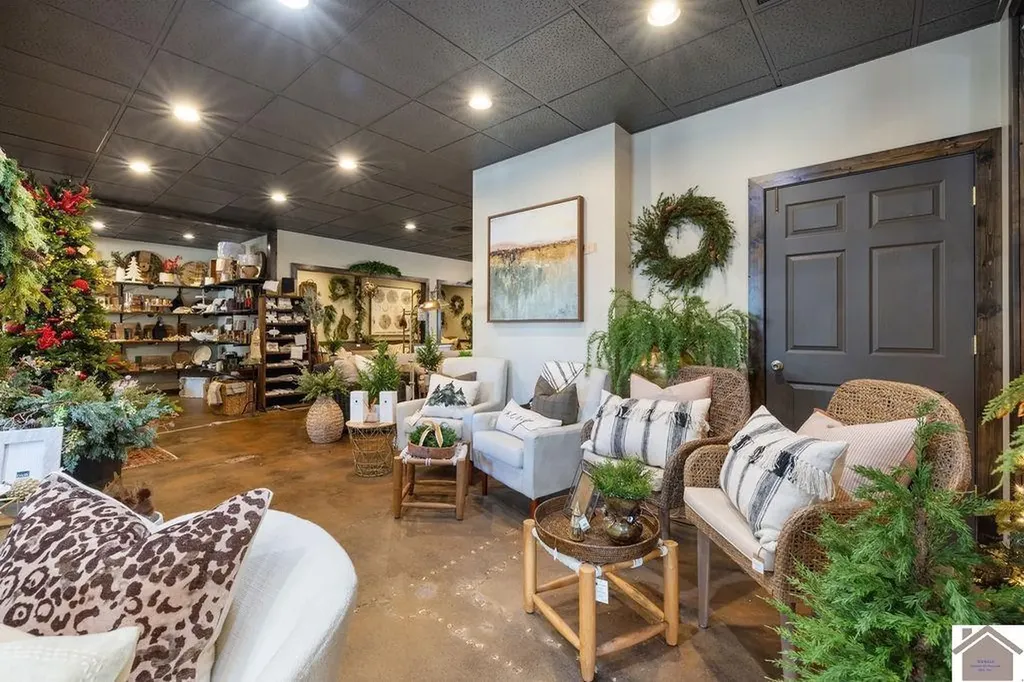 2200 Broadway Street Paducah KY 42001