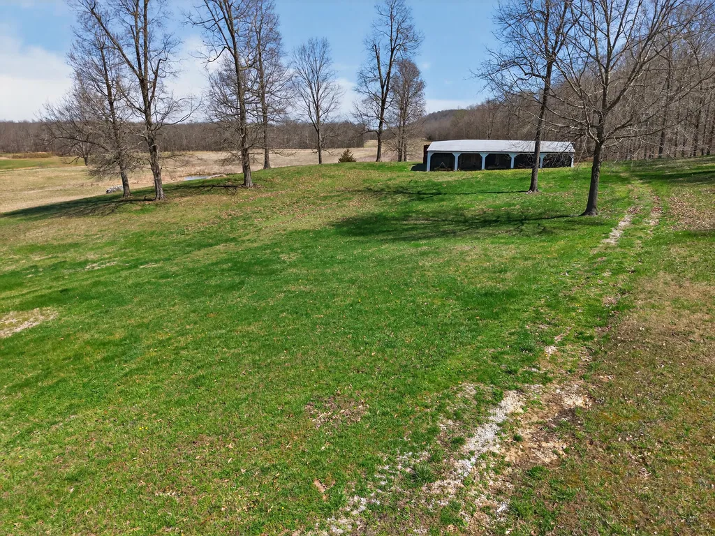 2526 Axel Creek Road Salem KY 42078