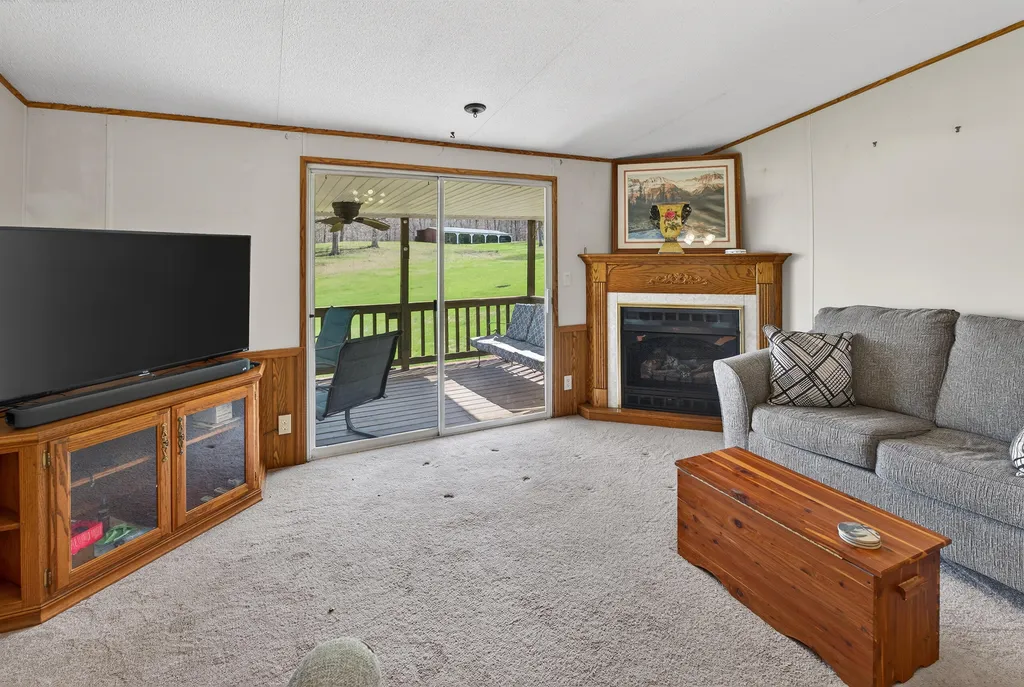 2526 Axel Creek Road Salem KY 42078