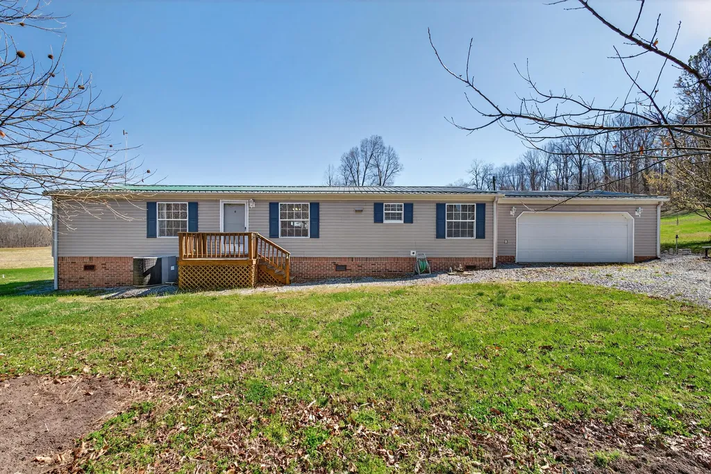 2526 Axel Creek Road Salem KY 42078