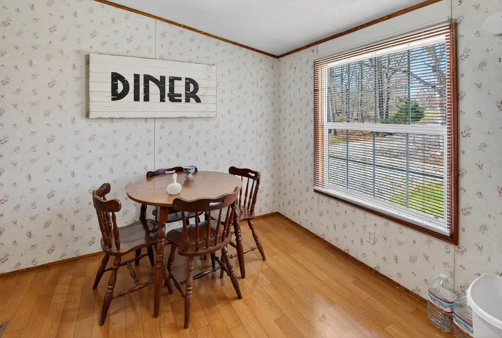 2526 Axel Creek Road Salem KY 42078