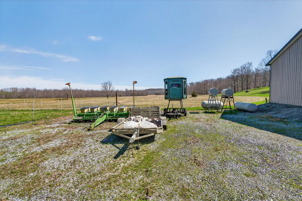 2526 Axel Creek Road Salem KY 42078