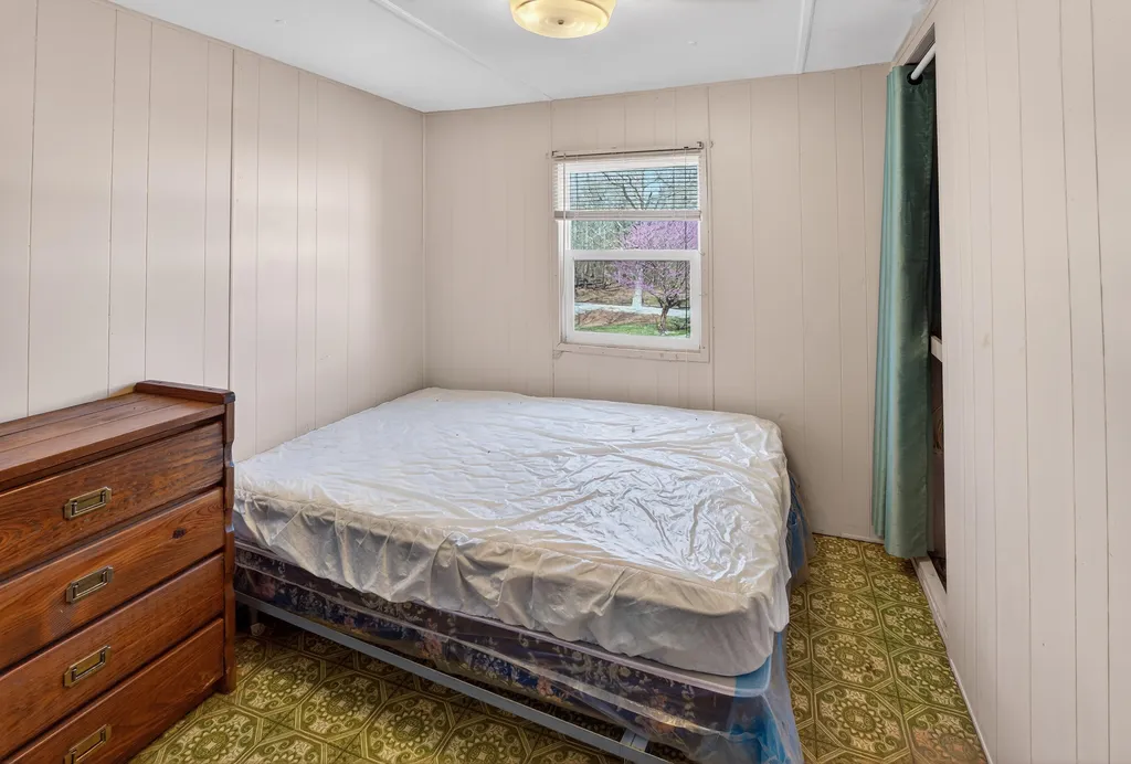 2526 Axel Creek Road Salem KY 42078