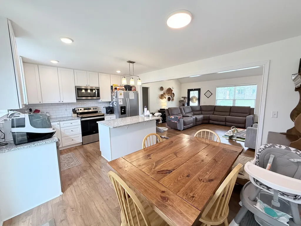 126 Elk Drive Stamping Ground KY 40379