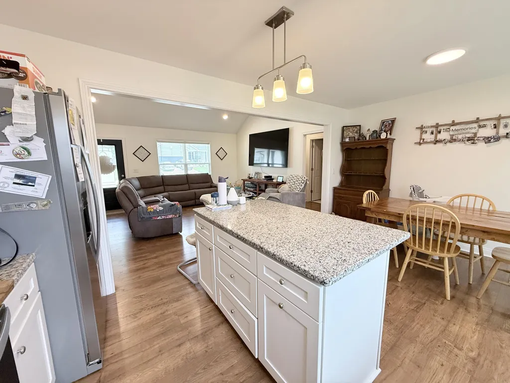 126 Elk Drive Stamping Ground KY 40379