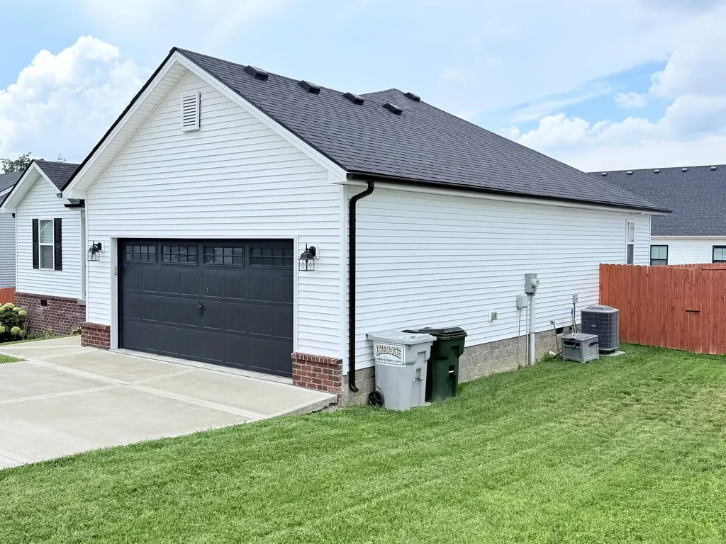 126 Elk Drive Stamping Ground KY 40379