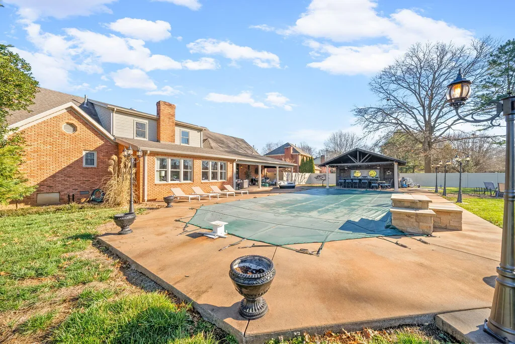 235 Oxford Street Hopkinsville KY 42240