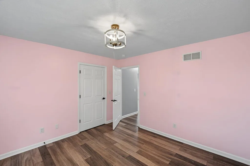 108 Pendleton Lane Frankfort KY 40601
