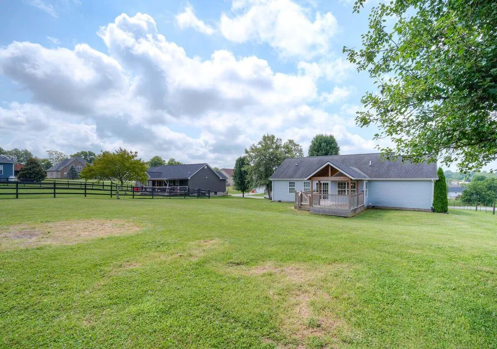 108 Pendleton Lane Frankfort KY 40601