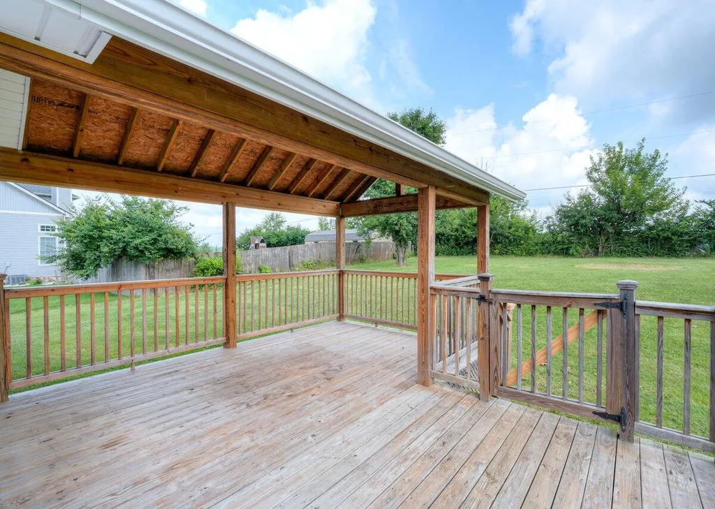108 Pendleton Lane Frankfort KY 40601