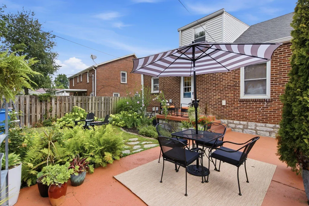1006 Highland Park Drive Lexington KY 40505