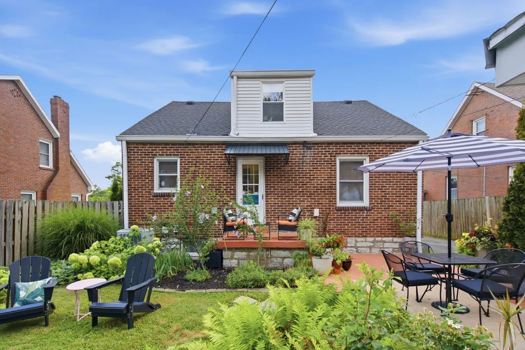 1006 Highland Park Drive Lexington KY 40505
