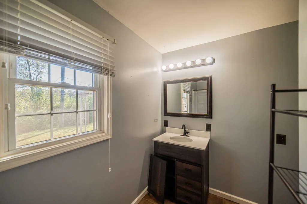 242 Barber Road Clinton KY 42031