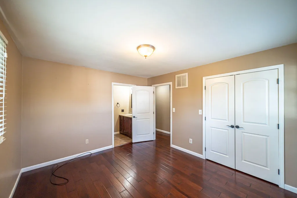 242 Barber Road Clinton KY 42031