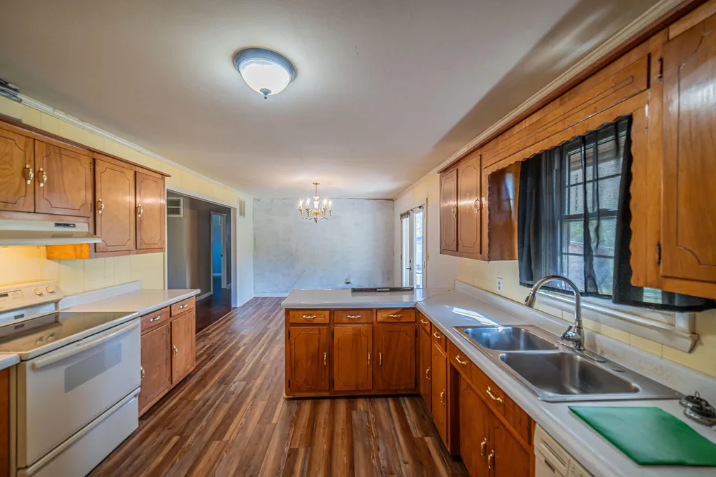 242 Barber Road Clinton KY 42031
