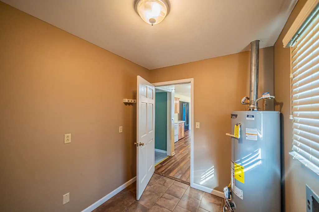 242 Barber Road Clinton KY 42031