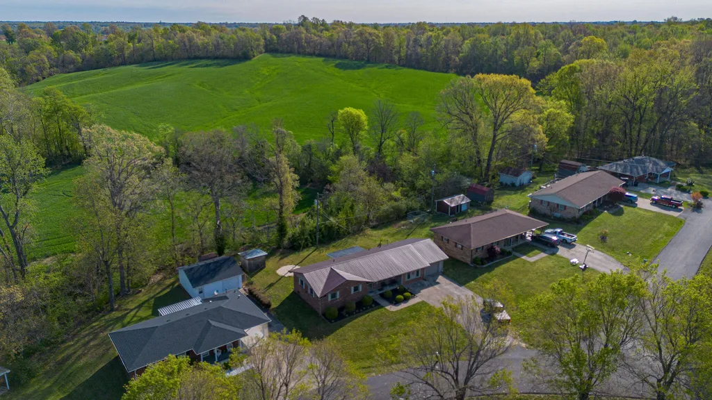 242 Barber Road Clinton KY 42031