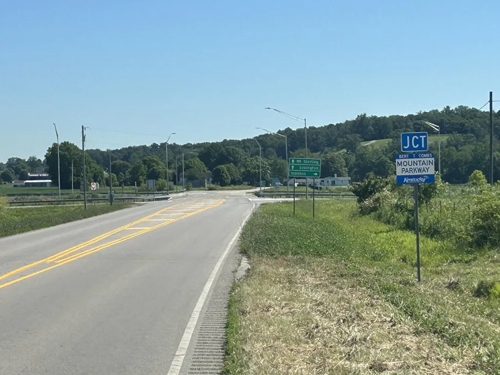 3686 Crowe Ridge Road Winchester KY 40391