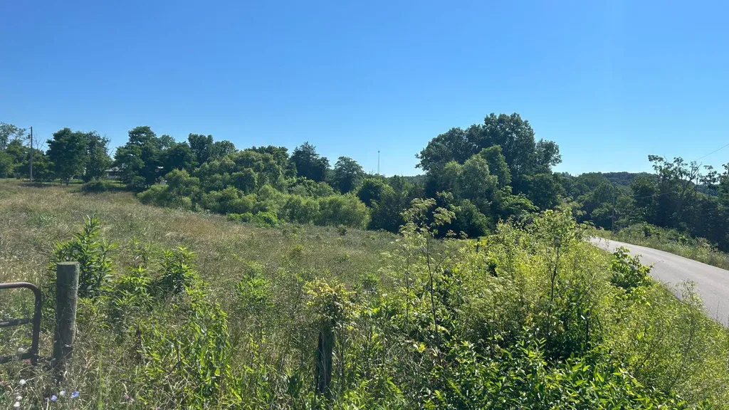 3686 Crowe Ridge Road Winchester KY 40391
