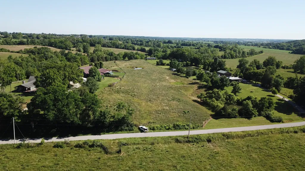 3686 Crowe Ridge Road Winchester KY 40391