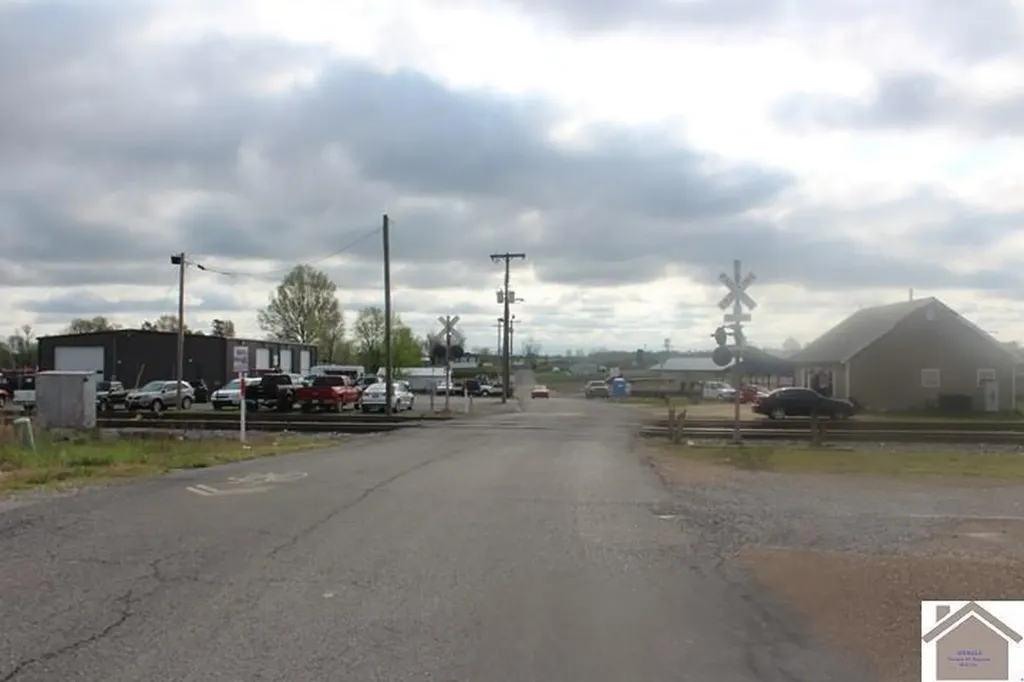 0 W James Street Mayfield KY 42066