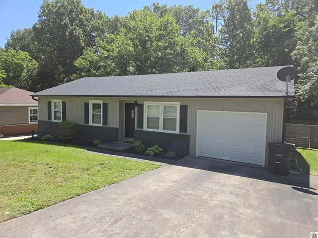 3624 Alameda Drive Paducah KY 42001