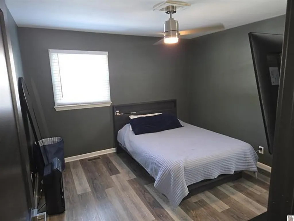3624 Alameda Drive Paducah KY 42001