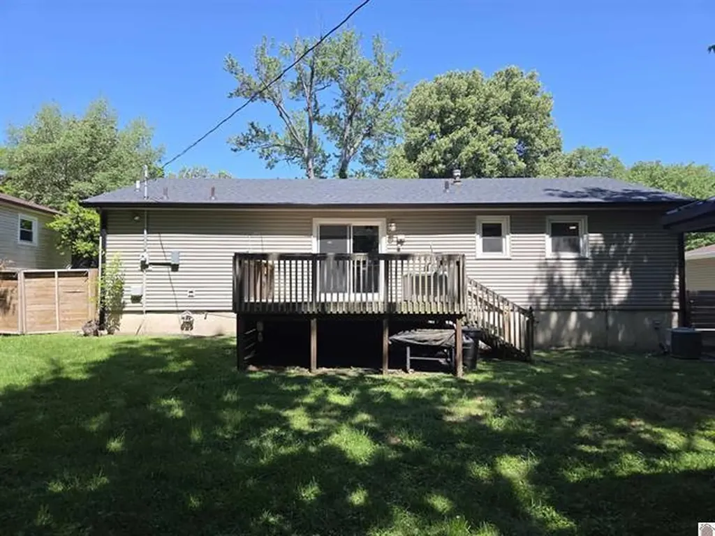 3624 Alameda Drive Paducah KY 42001