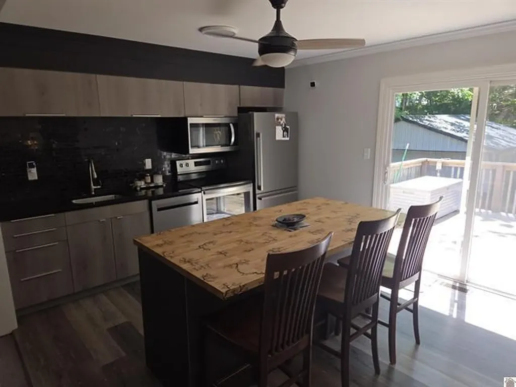 3624 Alameda Drive Paducah KY 42001