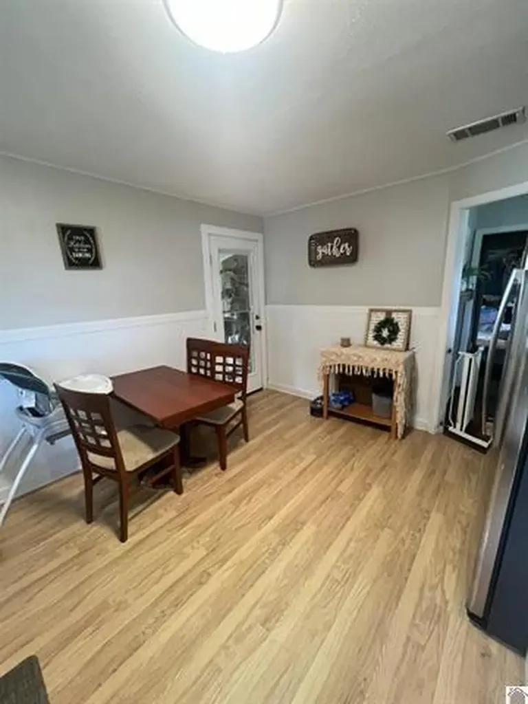 5483 Kentucky 121 Murray KY 42071