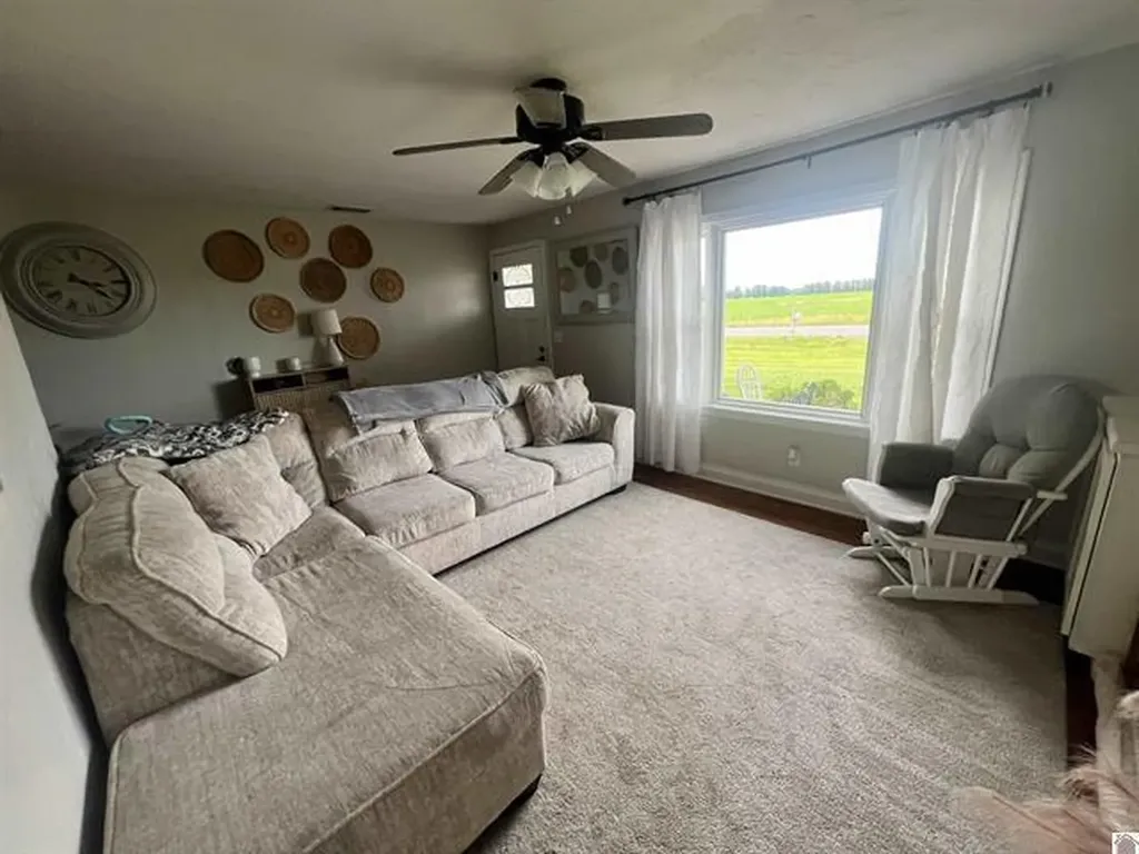 5483 Kentucky 121 Murray KY 42071
