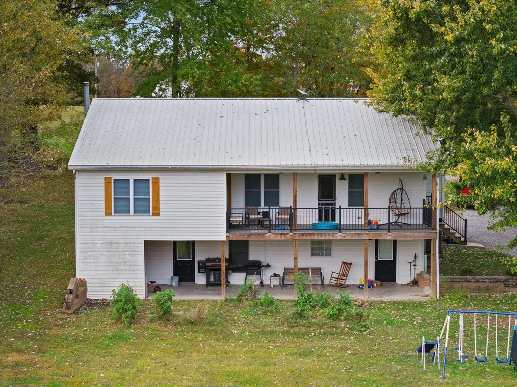 2888 State Route 654 Marion KY 42064