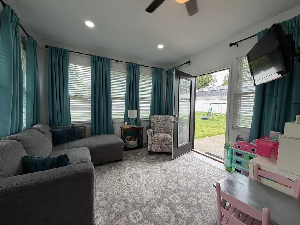 15 Moundale Avenue Winchester KY 40391