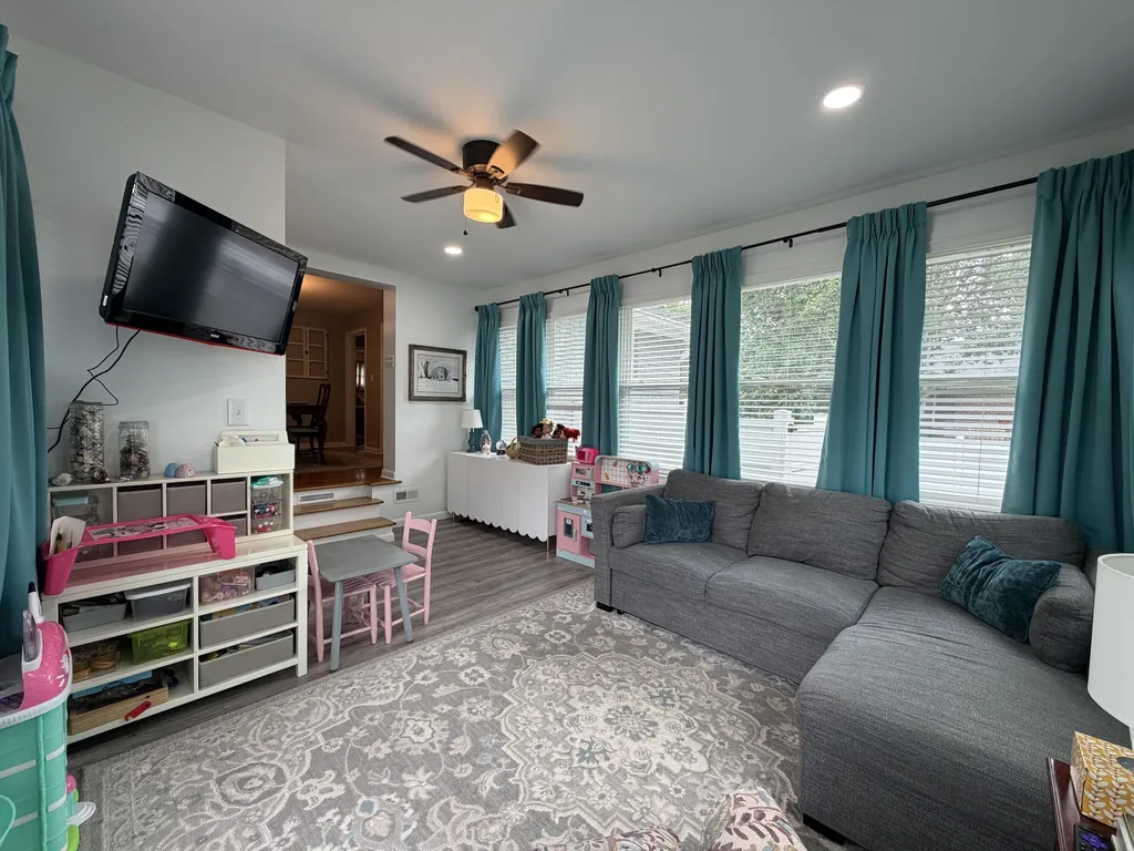 15 Moundale Avenue Winchester KY 40391