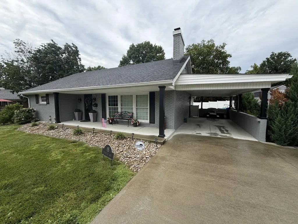 15 Moundale Avenue Winchester KY 40391