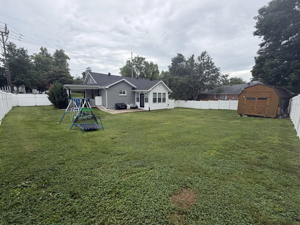 15 Moundale Avenue Winchester KY 40391