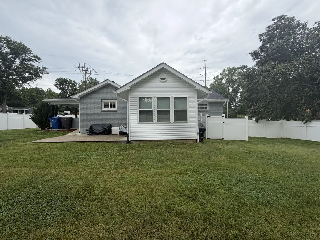15 Moundale Avenue Winchester KY 40391