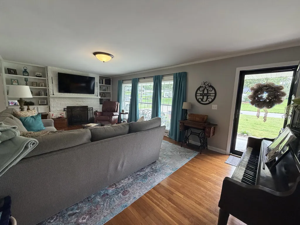 15 Moundale Avenue Winchester KY 40391