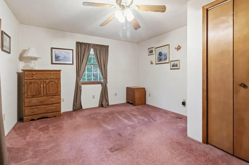 3065 Oak Hill Road Bethelridge KY 42516