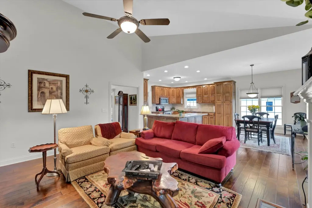 294 Inverness Trail Richmond KY 40475