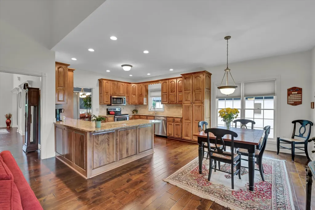294 Inverness Trail Richmond KY 40475