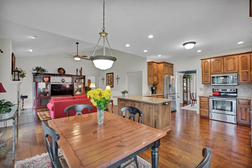 294 Inverness Trail Richmond KY 40475