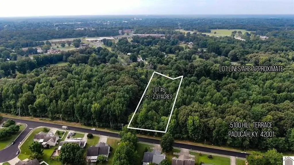 5100 Hill Terrace Paducah KY 42001