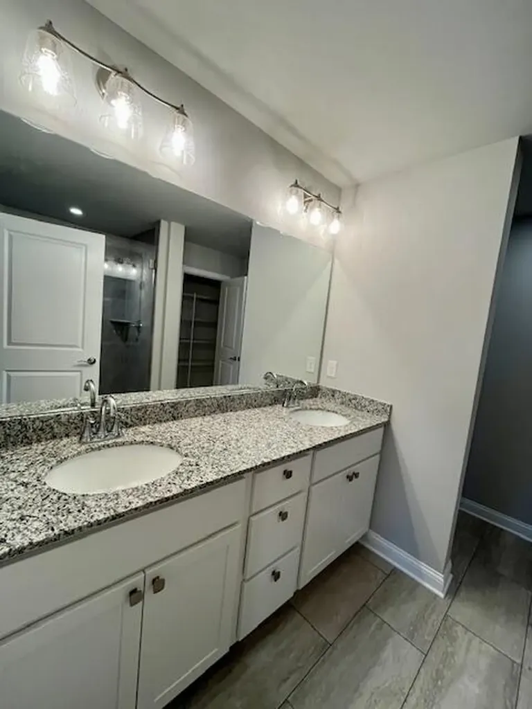 2833 Cherry Blossom Way Lexington KY 40511