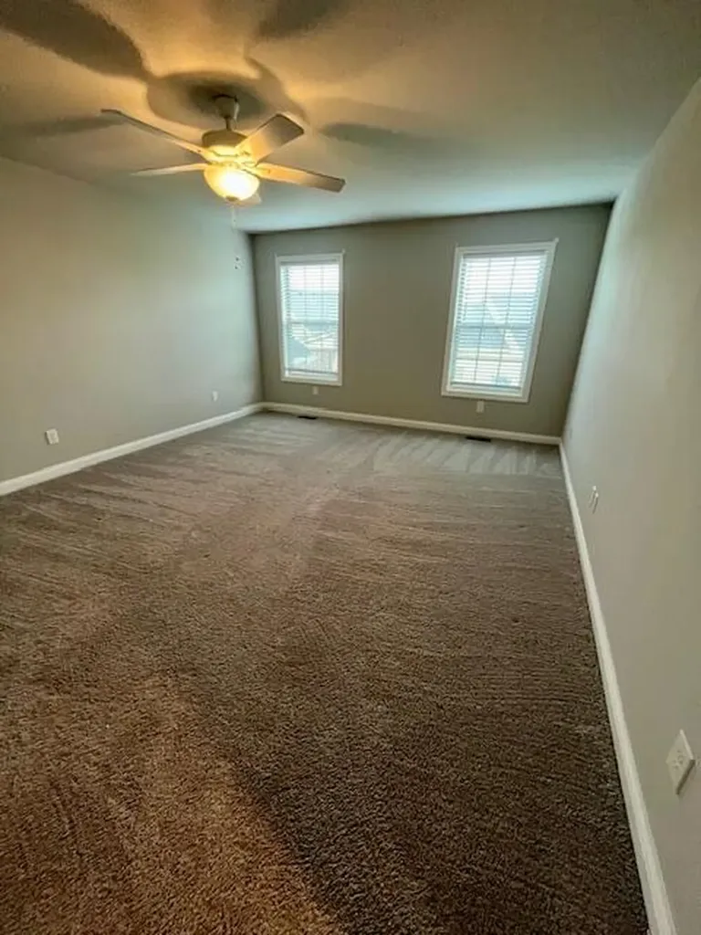 2833 Cherry Blossom Way Lexington KY 40511