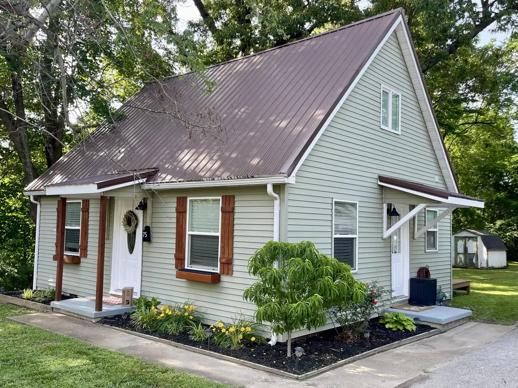 75 W Mclaughlin Avenue Madisonville KY 42431