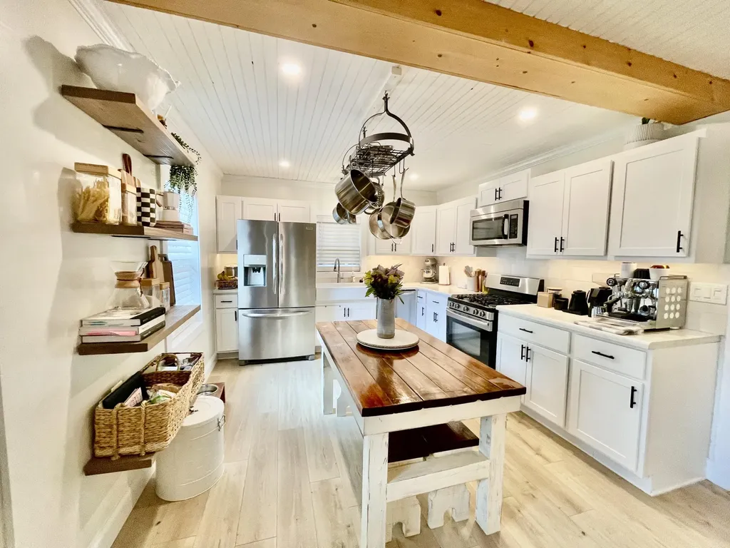 75 W Mclaughlin Avenue Madisonville KY 42431