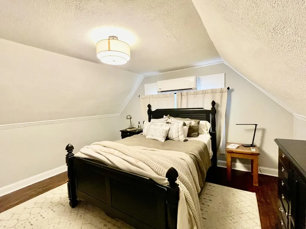 75 W Mclaughlin Avenue Madisonville KY 42431