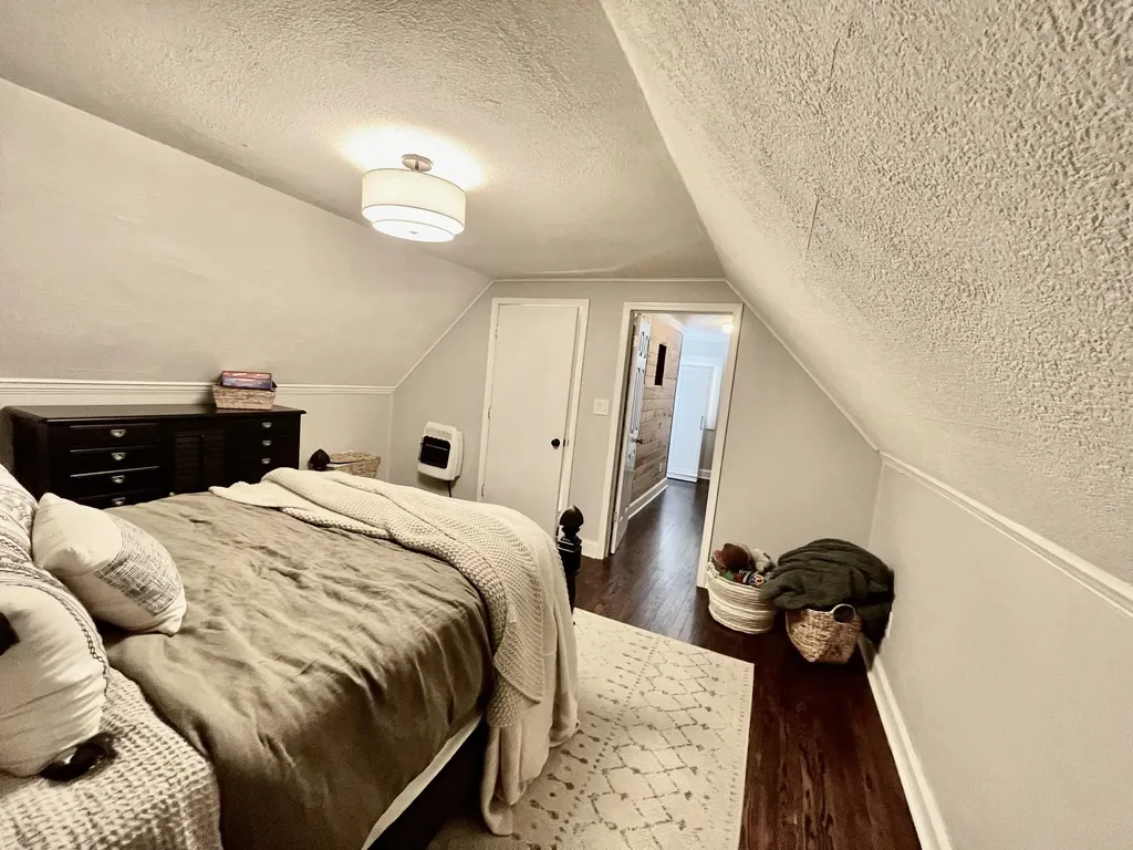 75 W Mclaughlin Avenue Madisonville KY 42431